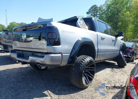 2021 Ram 1500 Laramie 4X4 5'7 Box из США, поврежденный, VIN 1C6SRFJT3MN764080